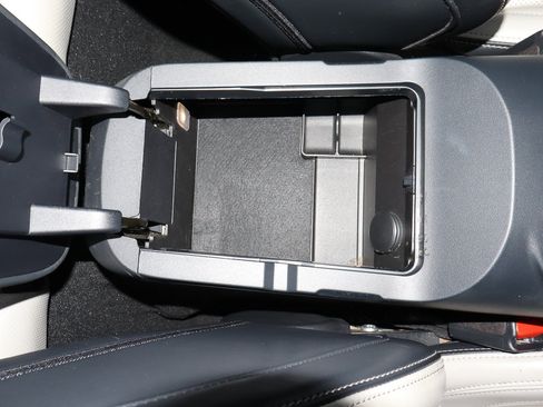 Used 2024 Ford Mustang GT Premium image 25