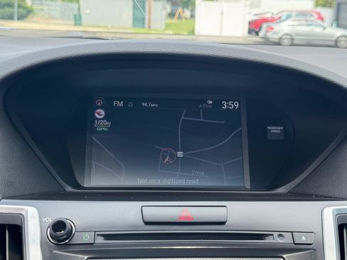Used 2017 Acura TLX V6 SH-AWD w/ Technology Pkg image 18