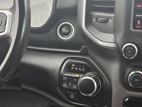 Used 2021 RAM 1500 Big Horn image 32