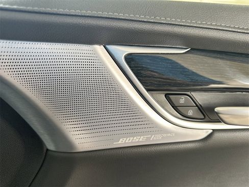 New 2026 Cadillac XT5 Premium Luxury w/ Driver Assist Package image 40