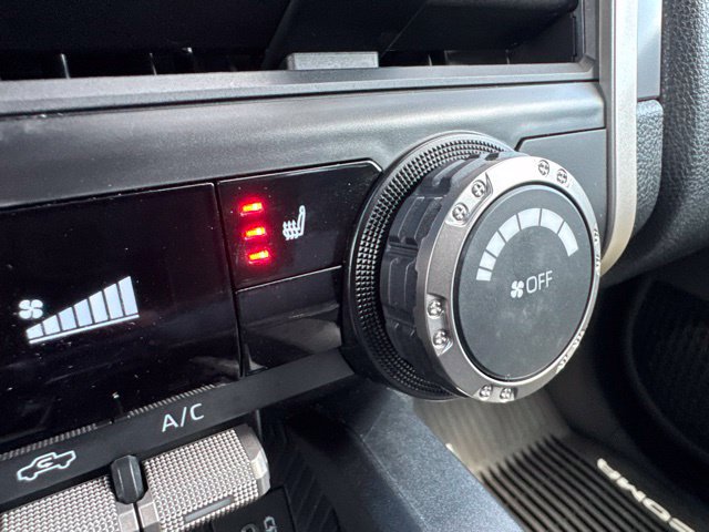 Used 2024 Toyota Tacoma TRD Off-Road AWD/4WD image 13