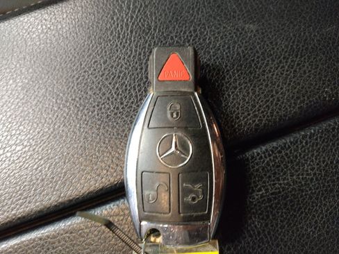 Used 2018 Mercedes-Benz GLE 350 w/ Premium 2 Package image 32