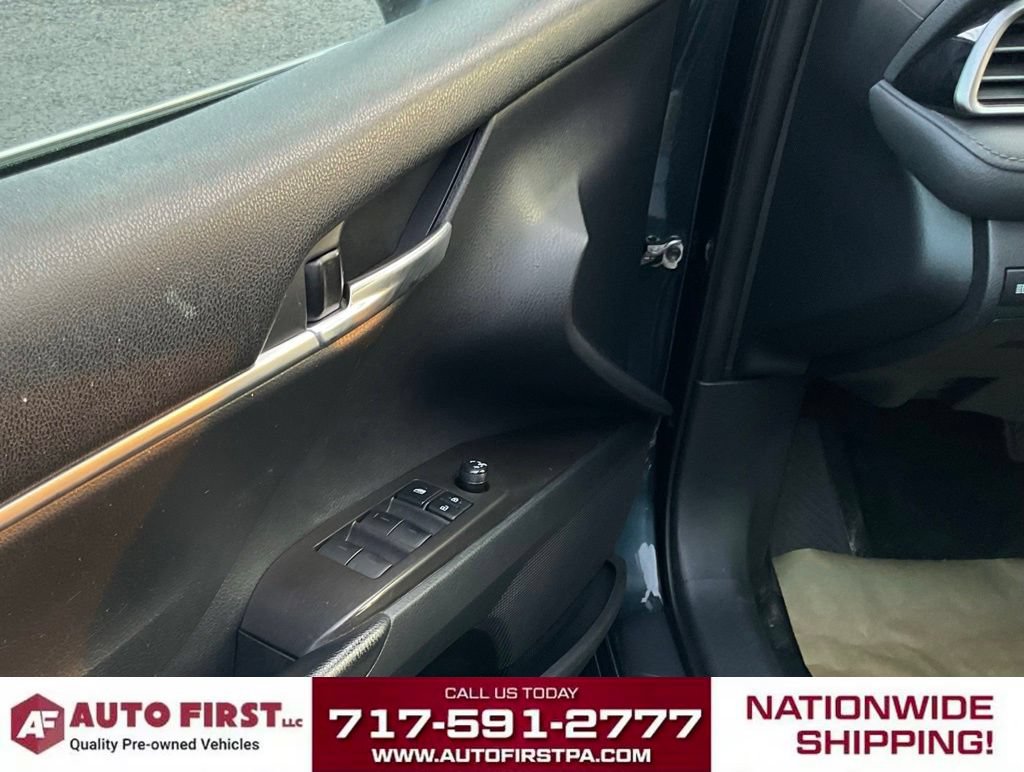 Used 2021 Toyota Camry LE AWD/4WD image 4