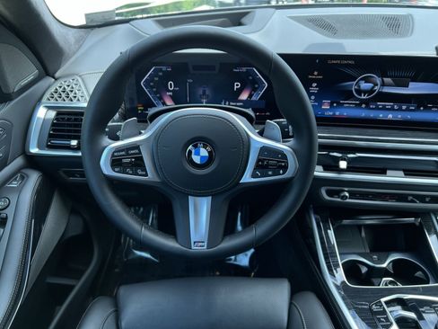 Used 2026 BMW X7 xDrive40i AWD/4WD image 27