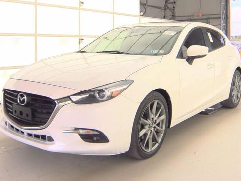 Used 2018 MAZDA MAZDA3 Grand Touring FWD image 1