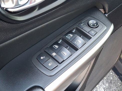 Used 2021 Jeep Cherokee Latitude Lux 80th Anniv w/ Quick Order Package 26U 80TH image 14