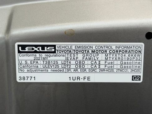 Used 2021 Lexus GX 460 Luxury w/ Sport Design Package AWD/4WD image 36