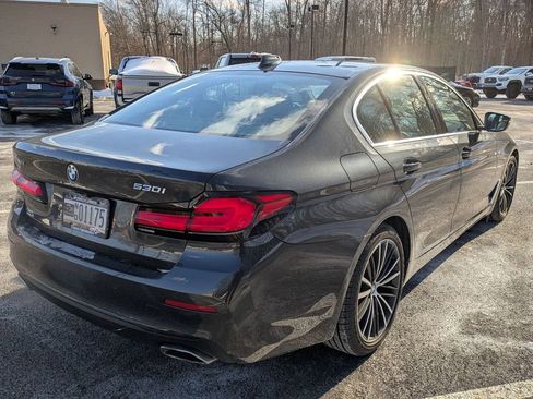 Used 2023 BMW 530i xDrive w/ Convenience Package image 5