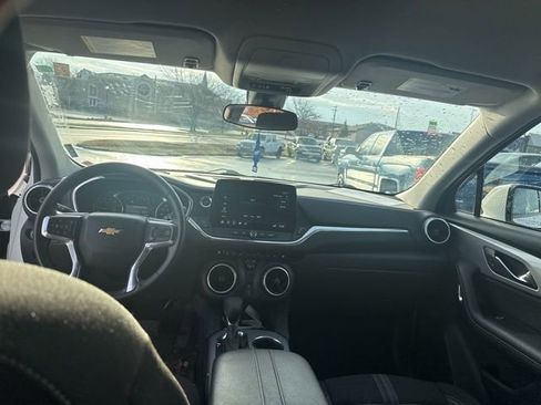 Used 2023 Chevrolet Blazer LT image 24