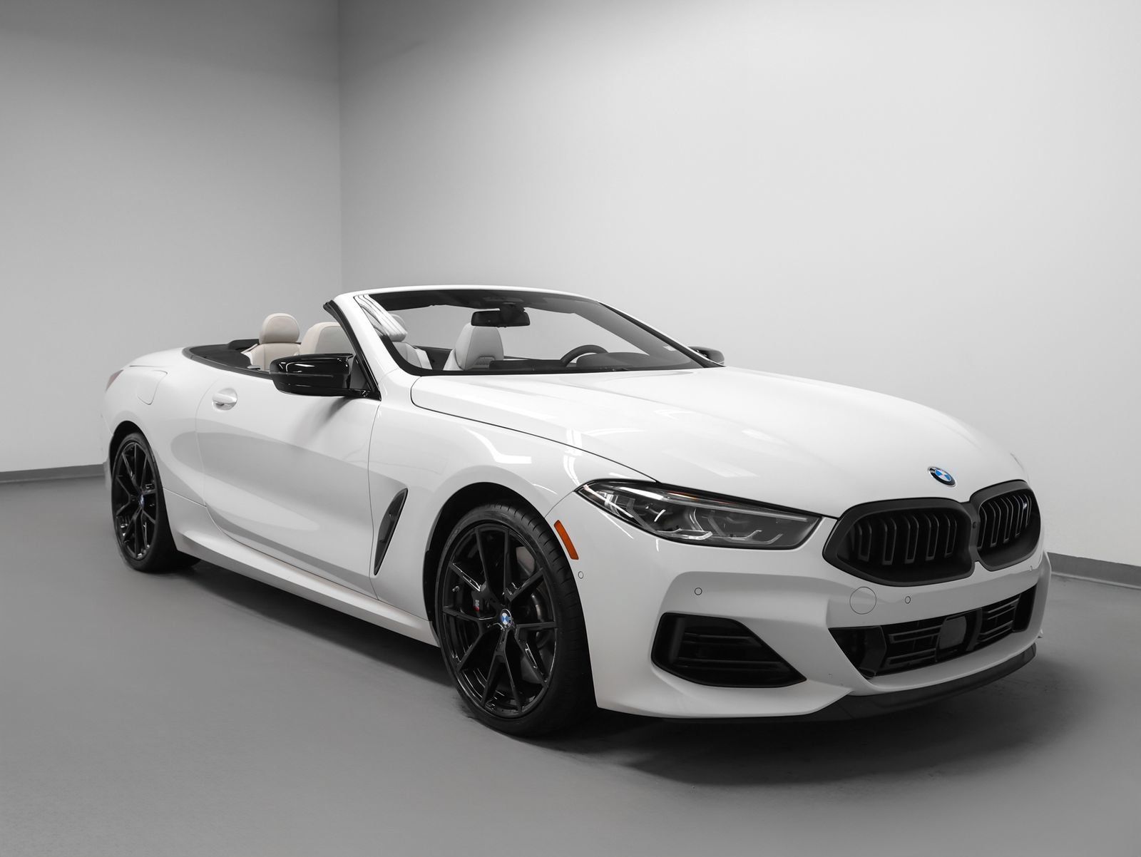 Used 2026 BMW M850i xDrive Convertible AWD/4WD image 10