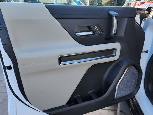 New 2026 GMC Hummer EV SUV image 16