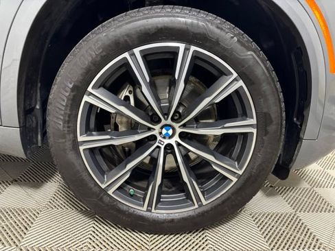 Used 2024 BMW X5 xDrive40i w/ M Sport Package AWD/4WD image 23