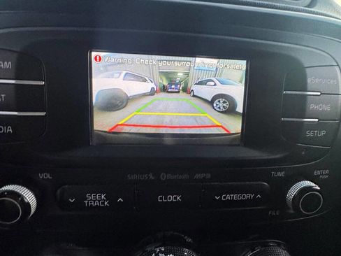 Used 2014 Kia Soul ! image 30