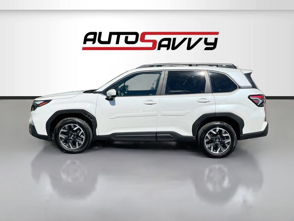 Used 2025 Subaru Forester Premium w/ Convenience Package #1 AWD/4WD image 4