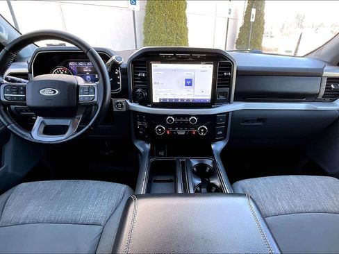 Used 2021 Ford F150 XLT w/ Equipment Group 302A High image 15