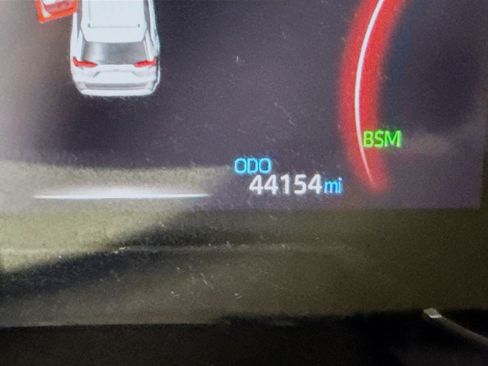 Used 2023 Toyota RAV4 XLE image 16