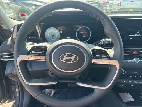 New 2026 Hyundai Elantra Limited FWD image 20