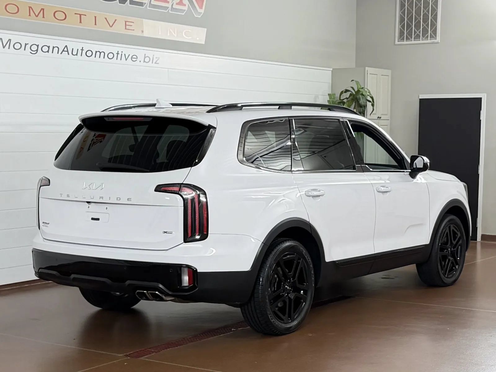 Used 2024 Kia Telluride SX Prestige X-Line AWD/4WD image 3