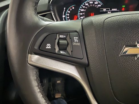 Used 2018 Chevrolet Trax LT w/ LT Convenience Package image 24