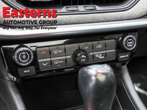 Used 2022 Jeep Compass Latitude w/ Sun and Sound Group image 20