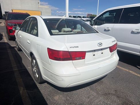Used 2009 Hyundai Sonata GLS image 2
