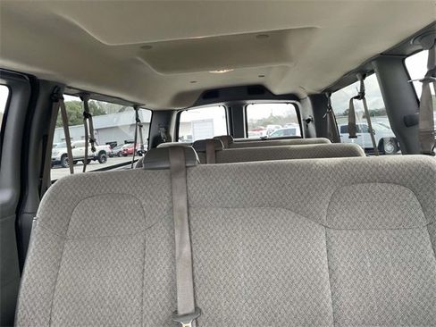 Used 2020 Chevrolet Express 3500 LT w/ LT Preferred Equipment Group image 14