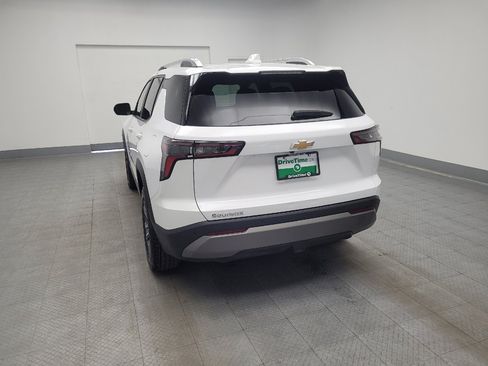 Used 2025 Chevrolet Equinox LT image 6