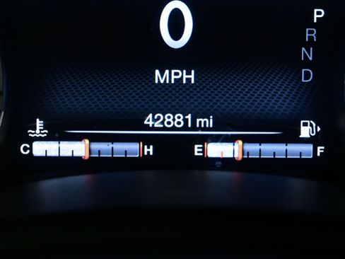 Used 2022 Jeep Renegade Latitude AWD/4WD image 26