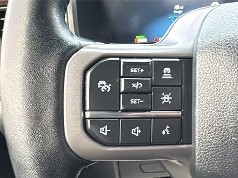 Used 2022 Ford F150 Lightning Lariat w/ Equipment Group 511A High image 18