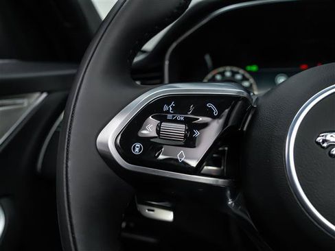 New 2025 Jaguar F-PACE R-Dynamic S AWD/4WD image 21