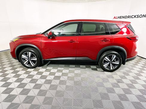 Used 2025 Nissan Rogue SL image 6