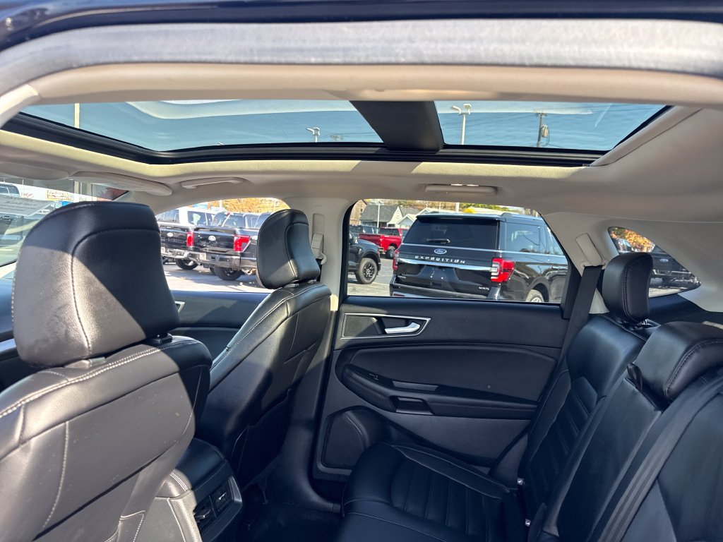 Used 2024 Ford Edge SEL w/ Convenience Package AWD/4WD image 18
