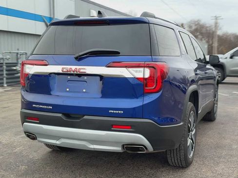 Used 2023 GMC Acadia SLT w/ Technology Package image 3