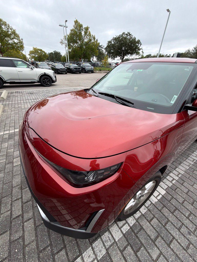 Used 2025 Kia Soul S FWD image 22