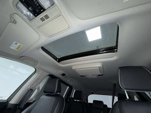Used 2025 Honda Odyssey Touring image 24