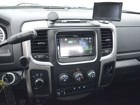 Used 2016 RAM 2500 SLT AWD/4WD image 22