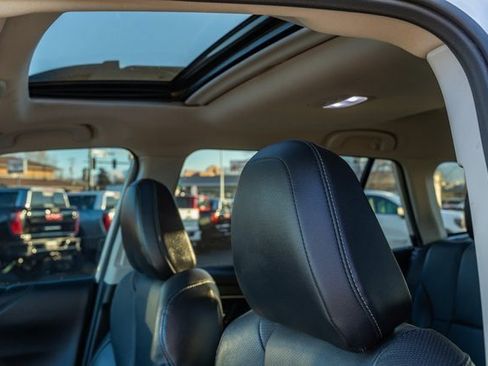 Used 2023 Subaru Outback Limited image 10