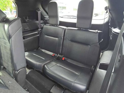 Used 2024 Mitsubishi Outlander SE AWD/4WD image 17