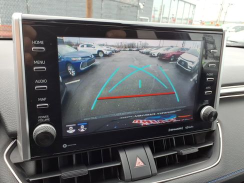 Certified 2022 Toyota RAV4 SE w/ Convenience Package image 18