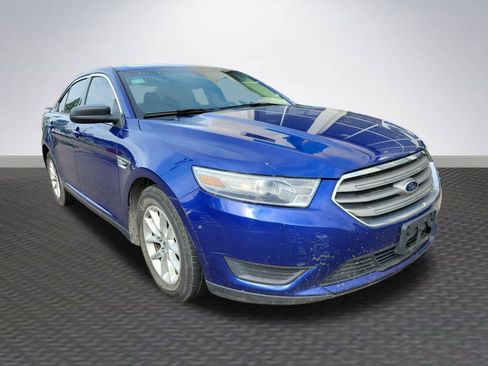 Used 2013 Ford Taurus SE image 1