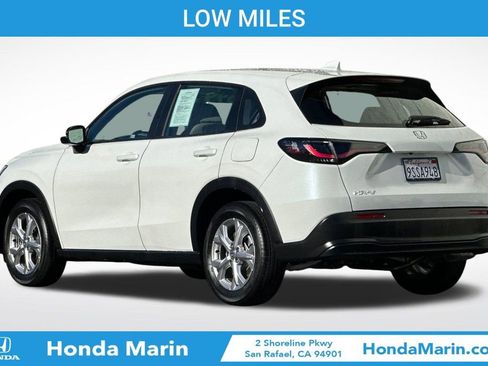 Certified 2025 Honda HR-V LX image 8
