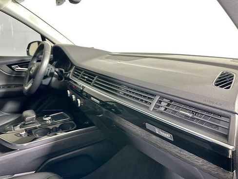 Used 2018 Audi Q7 3.0T Premium Plus AWD/4WD image 30