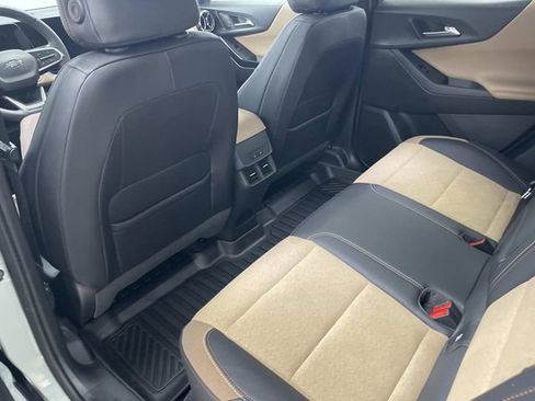 Used 2025 Chevrolet Equinox ACTIV w/ Safety and Technology Package AWD/4WD image 21
