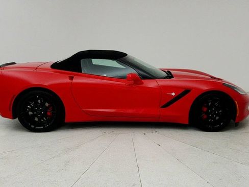 Used 2019 Chevrolet Corvette Stingray Convertible w/ 3LT Preferred Equipment Group RWD image 9