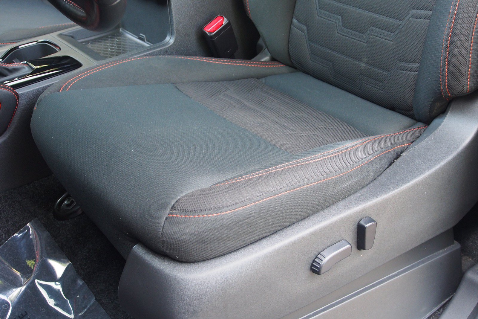 Used 2022 Nissan Frontier Pro-X RWD image 17