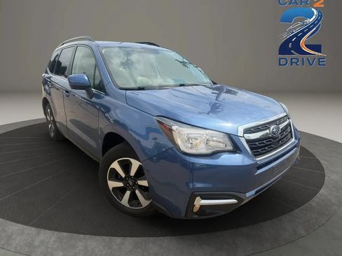 Used 2017 Subaru Forester 2.5i Limited w/ Popular Package #2 AWD/4WD image 2