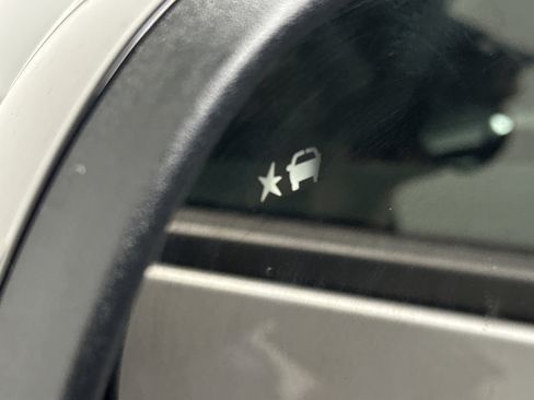 Used 2024 Chevrolet Traverse Z71 image 5