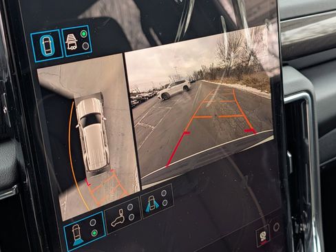 New 2026 GMC Yukon Elevation image 5