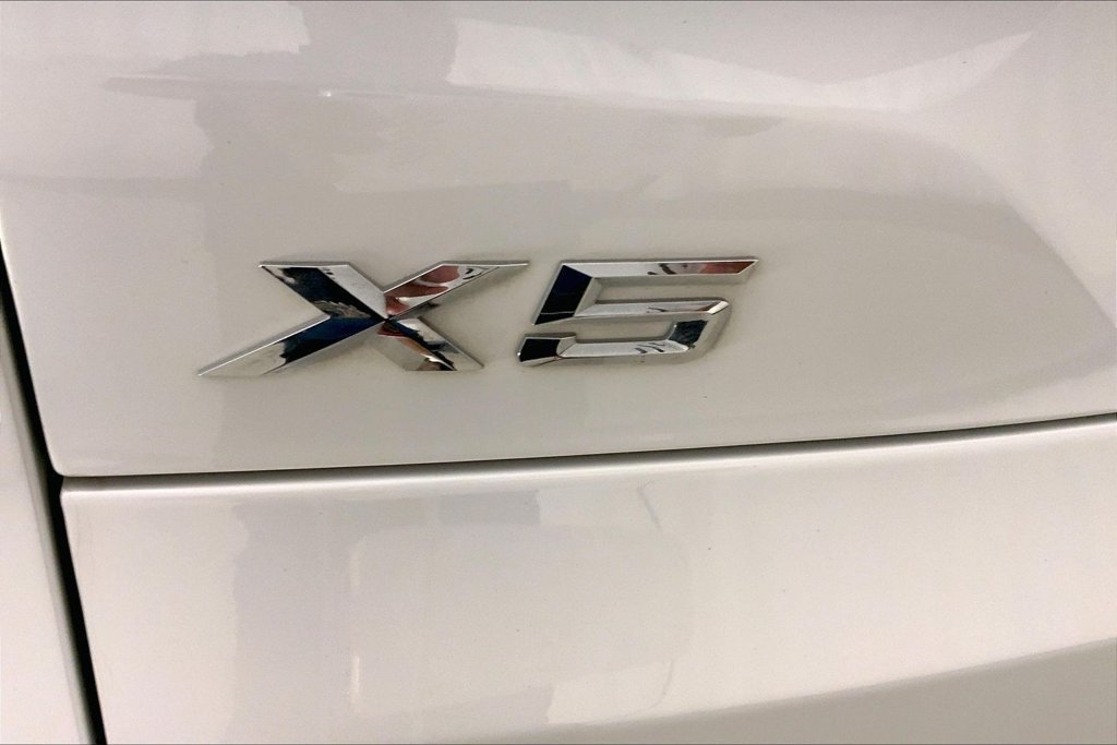 Certified 2024 BMW X5 xDrive40i w/ M Sport Package AWD/4WD image 7