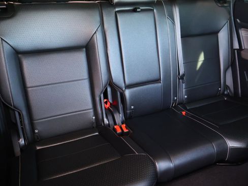 Used 2023 Volkswagen Atlas SE image 17